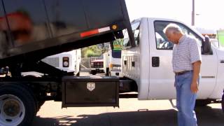preview picture of video 'Town and Country Truck #5774:  2002 Ford F450 Superduty  12 Ft. Flatbed Dump Truck'