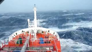 Download lagu Nanggumalunsang Angka Laut mp3