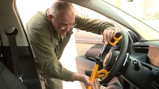 Where to get a free steering wheel lock for Kia and Hyundai drivers | FOX43 Finds Out