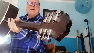 Video thumbnail for Epiphone J-45 Studio natural by Mario Vaillancourt