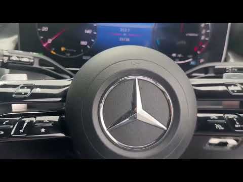 Mercedes-Benz 300 GLC 300e 4matic AMG Line Memor - Image 2
