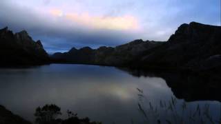 preview picture of video 'Time-lapse del amanecer en el Parque Natural de Somiedo'