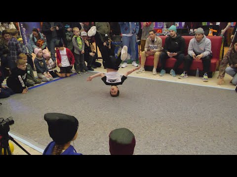 отбор 7-10 bboy Исхаков vs Вжик vs LilDimon vs Петраки - брейкданс чемпионат г.Одинцово