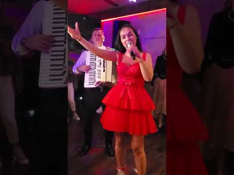 Vladuța Lupău - Așa-i Românul...