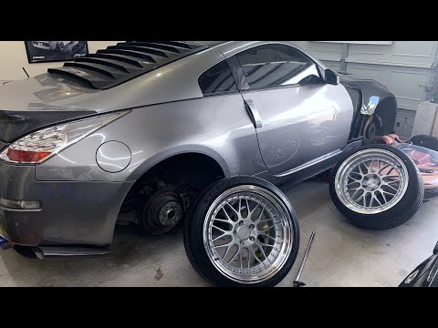 350Z NEW WHEELS FINALLY INSTALLED