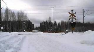 InterCity 71 passes Markkala level crossing