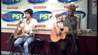 Hot Chelle Rae performs I Like To Dance/Hot N Cold in the PST Live Lounge