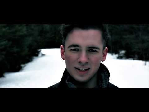 Everglow - The Lion's Den (Official Music Video)