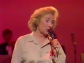 Dame Vera Lynn   'The White Cliffs Of Dover' + 'We'll Meet Again'  1984