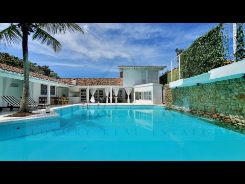 W03.754 - Casa de luxo com vista para o mar em Búzios