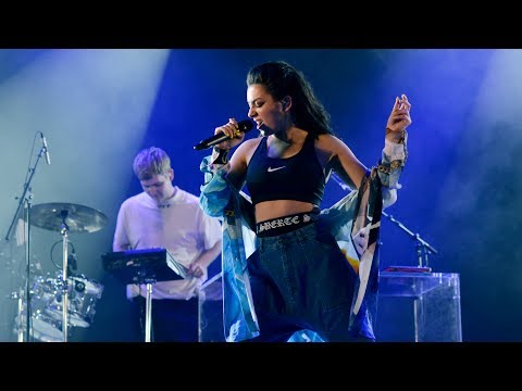 Mura Masa feat. Charli XCX - 1 Night (Radio 1's Big Weekend 2017)