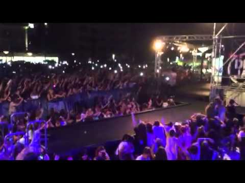 Maria Salvador J Ax feat Il Cile live from Riccione 6/8/2015 Radio Deejay