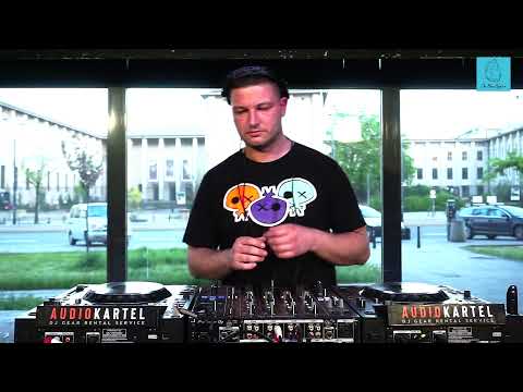 The Blue Oyster: BrainzEdge / 12.05 / 19 - 20