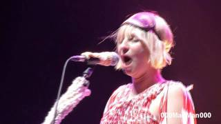 Sia - Never Gonna Leave me - HD Live at Olympia, Paris (18 May 2010)