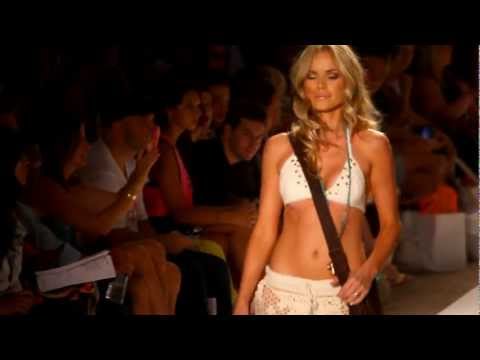 Anna Kosturova Fashion Show 2013 Collection Mercedes Benz Fashion Week