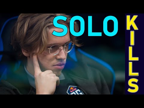 Topson Solo Killing Pub Players... again