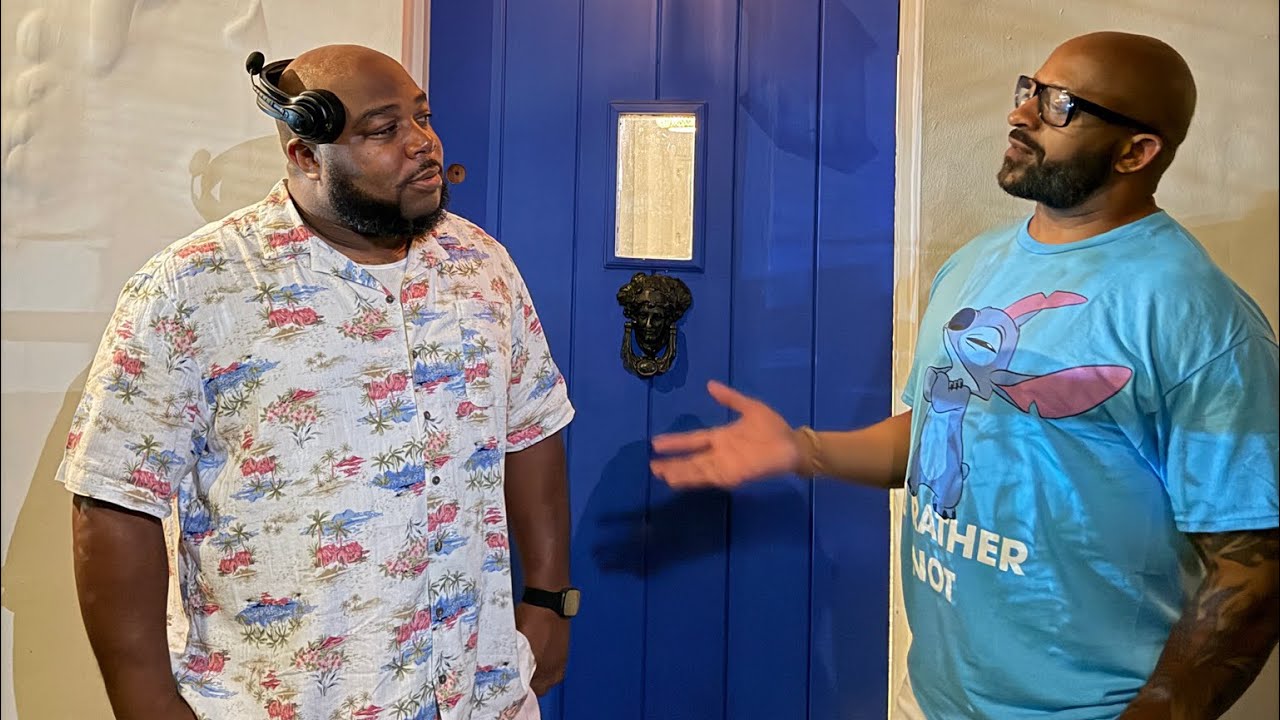 Purnell tells Larry he sees how he looks at Sharra and to make up his marriage mind