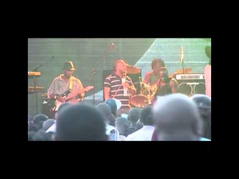 Turbylence ft Itiel R ,Norma live manini 01ockt 2011