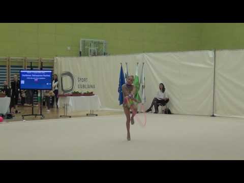 Karina Gerkman Salauyova kolebnica