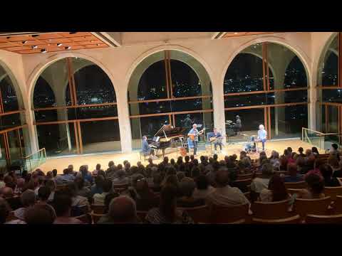 Uri Bracha Quartet -Cuddle me