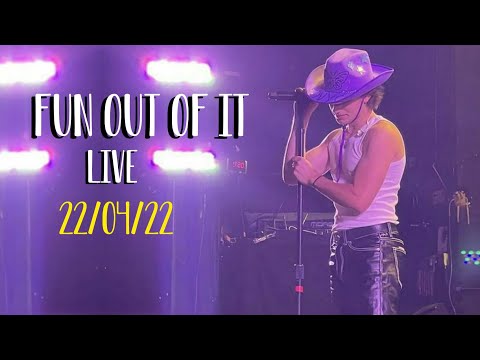 Johnny Orlando - Fun Out Of It (LIVE IN NY) 22/04/22