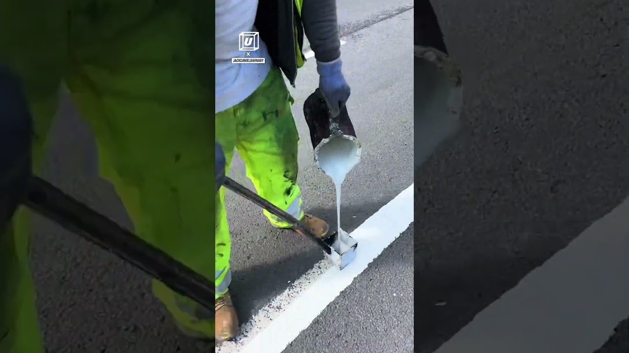 Precision road marking! 🤩👏  -  🎥 jackdanielbarnaby