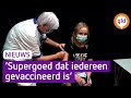 Aniek krijgt als laatste medewerker van ziekenhuis Rijnstate tweede prik