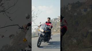 Download lagu Jacket to mil gai bas ek bottom chahiye 😁 @YouTube  #rajatsharmavlogs #youtube #jacket mp3