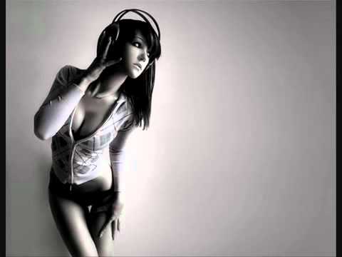 Taio Cruz ft. Eminem - Dynamite mix 2010