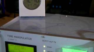 preview picture of video 'Time Manipulator - DCF77 time signal transmitter [Zeitmanipulator - DCF77 Zeitzeichensender]'