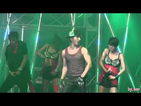 121223 Lee Minwoo M christmas concert- honey 꼬시기