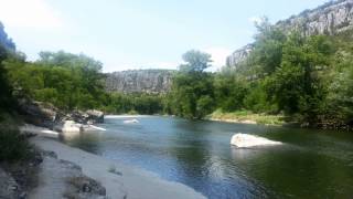 preview picture of video 'Wandern Südfrankreich: Ardèche-Schlucht'