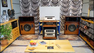 Altec Lansing Model 19 in active mode
