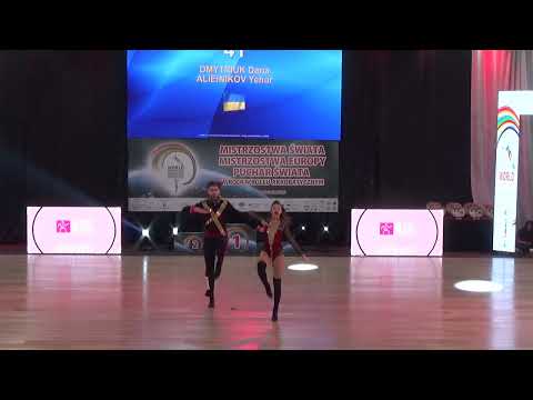 MCCS FW, UKR - DMYTRIUK Daria - ALIEINIKOV Yehor, 1. Place  [www.rokenrol.cz]