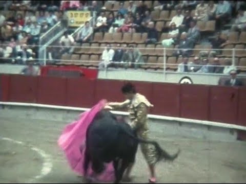 Alternativa de Javier Batalla. Monumental de Barcelona 1975