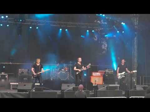 Toni Trash * Du Bist Da