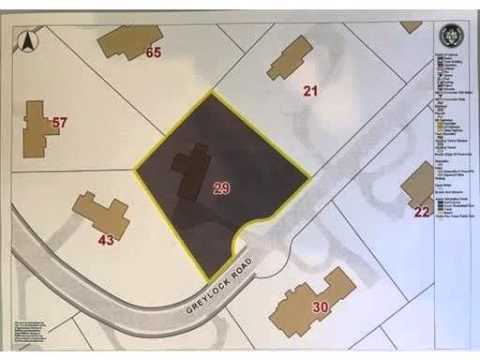 29 Greylock Rd, Wellesley, MA - Listed by Gabby Borges