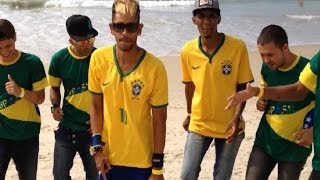 Sósia de Neymar grava videoclipe em Copacabana