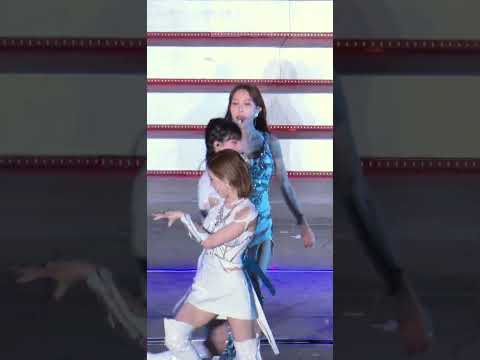 220820 갓더비트(보아) Step Back 직캠 / GOT the beat  Fancam