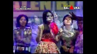 Download lagu VIA VALLEN FEAT BUPATI BLORA - DON'T WORRY mp3