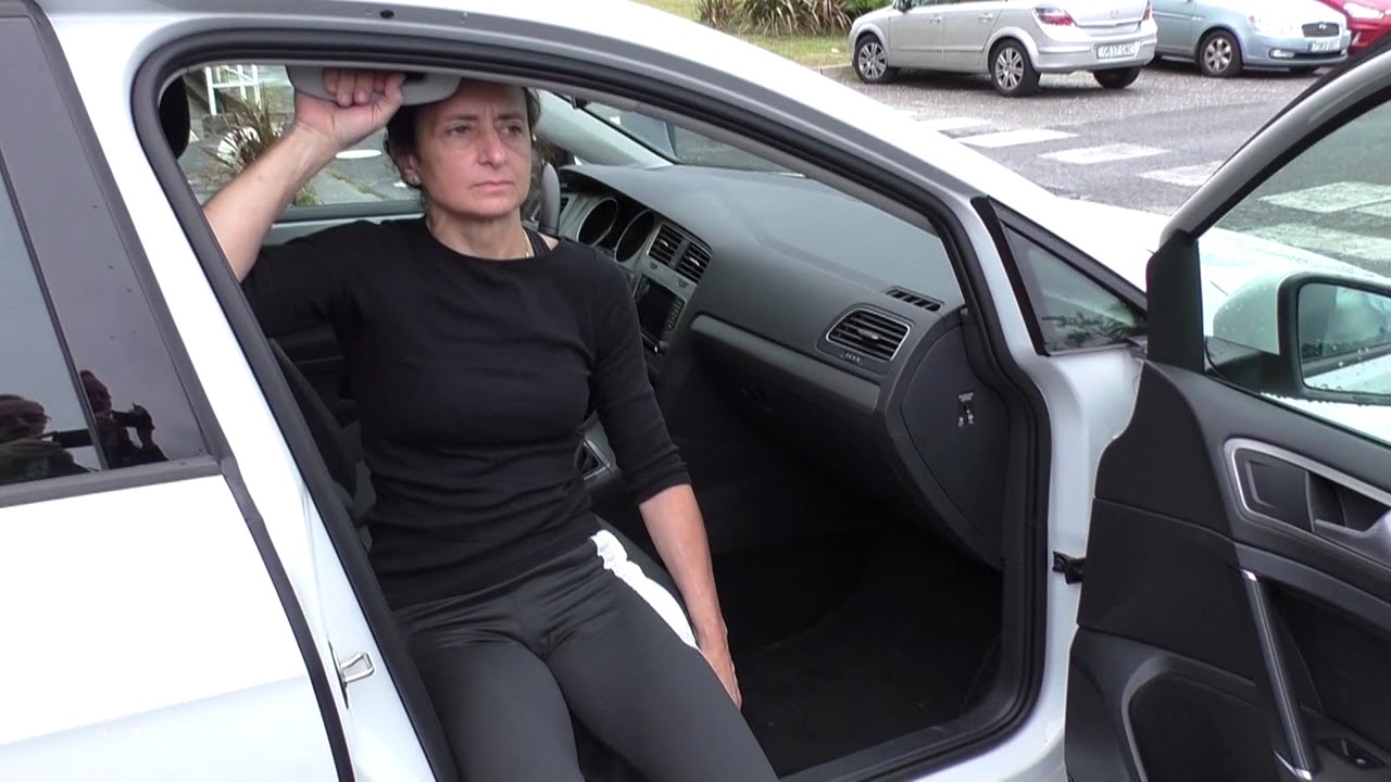 V&iacute;deo sobre Escuela de cadera. Entrada al coche sin ayuda.