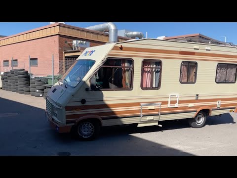 Köp Husbil Peugeot J2 Pilote på Klaravik