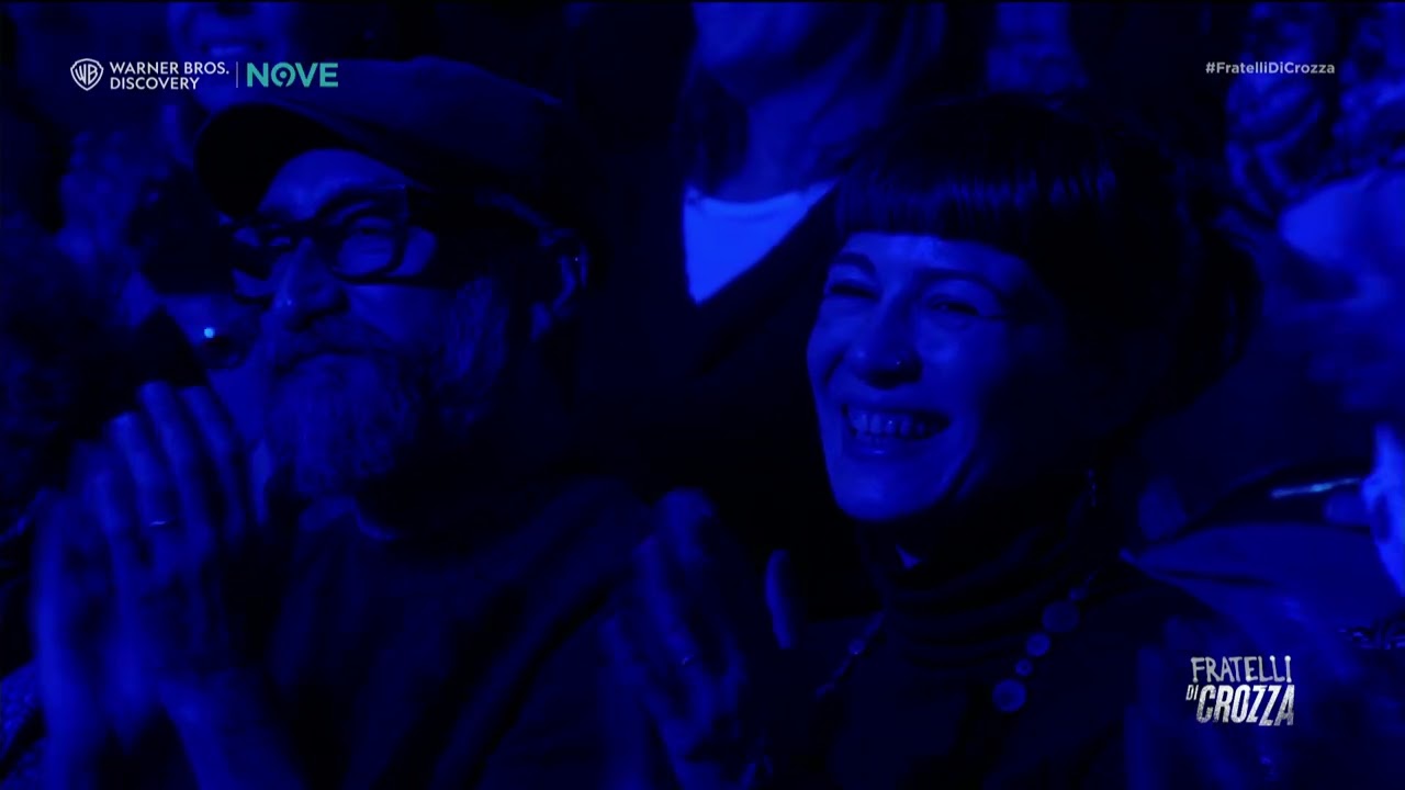 Crozza Minniti "Della Schlein non ho la foto. La mia stampante si rifiuta di stampare"