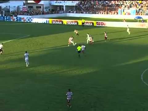 Para André Rizek, Alexandre Pato sofreu pênalti não marcado contra o Linense