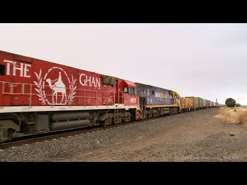 2MA5 With Indian Pacific & Ghan Livery Locomotives - PoathTV Australian Trains & Railways