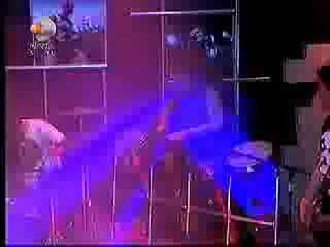 Karapaks Canli Performans (Yuxexes) - Kralice Karinca