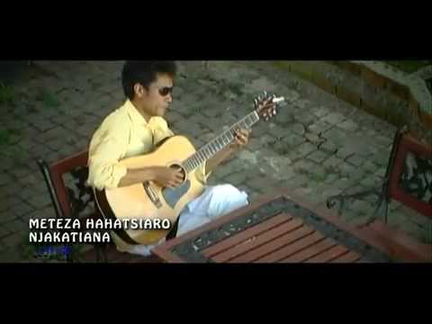 Meteza hahatsiaro - Njakatiana