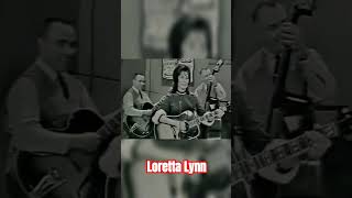 Loretta Lynn – Everybody&#39;s Somebody&#39;s Fool #countrymusic