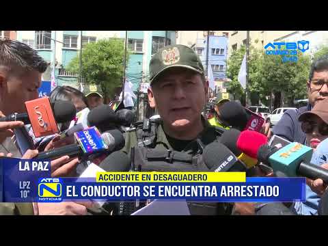 Cisterna vuelca en la carretera Desaguadero–La Paz tras maniobra imprudente