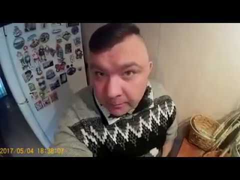 Eugenijus Ostapenko valgo vynuoges